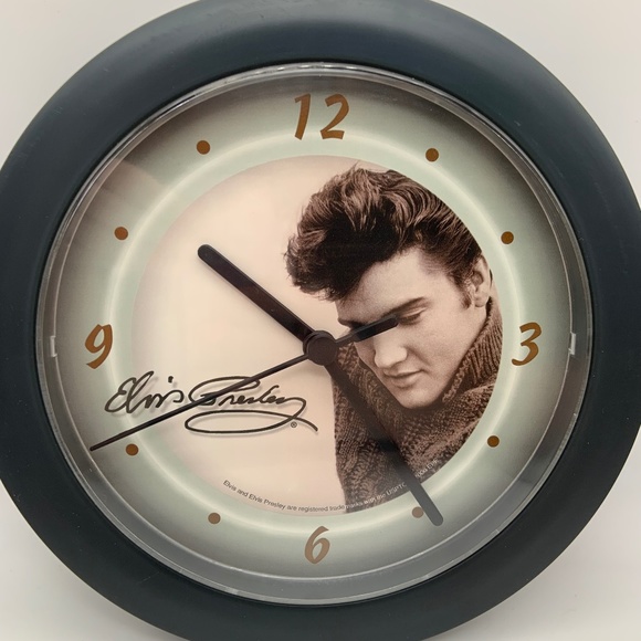 Vintage Vandor Elvis Presley Retro Black/White 8" Wall Clock Open Box NEW! - Picture 3 of 16